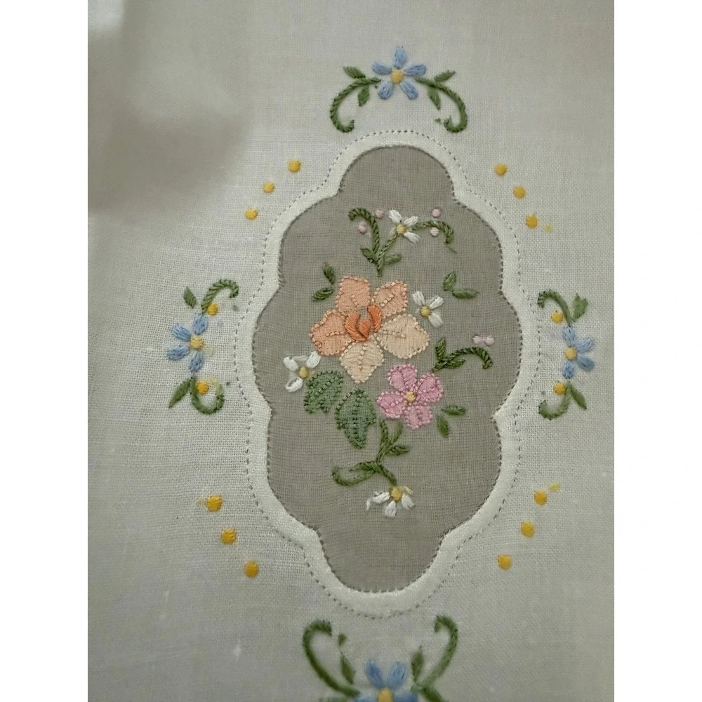 Handmade in Venice NOS Napkins/Hand Towels White Linen Floral Embroidered Set 4